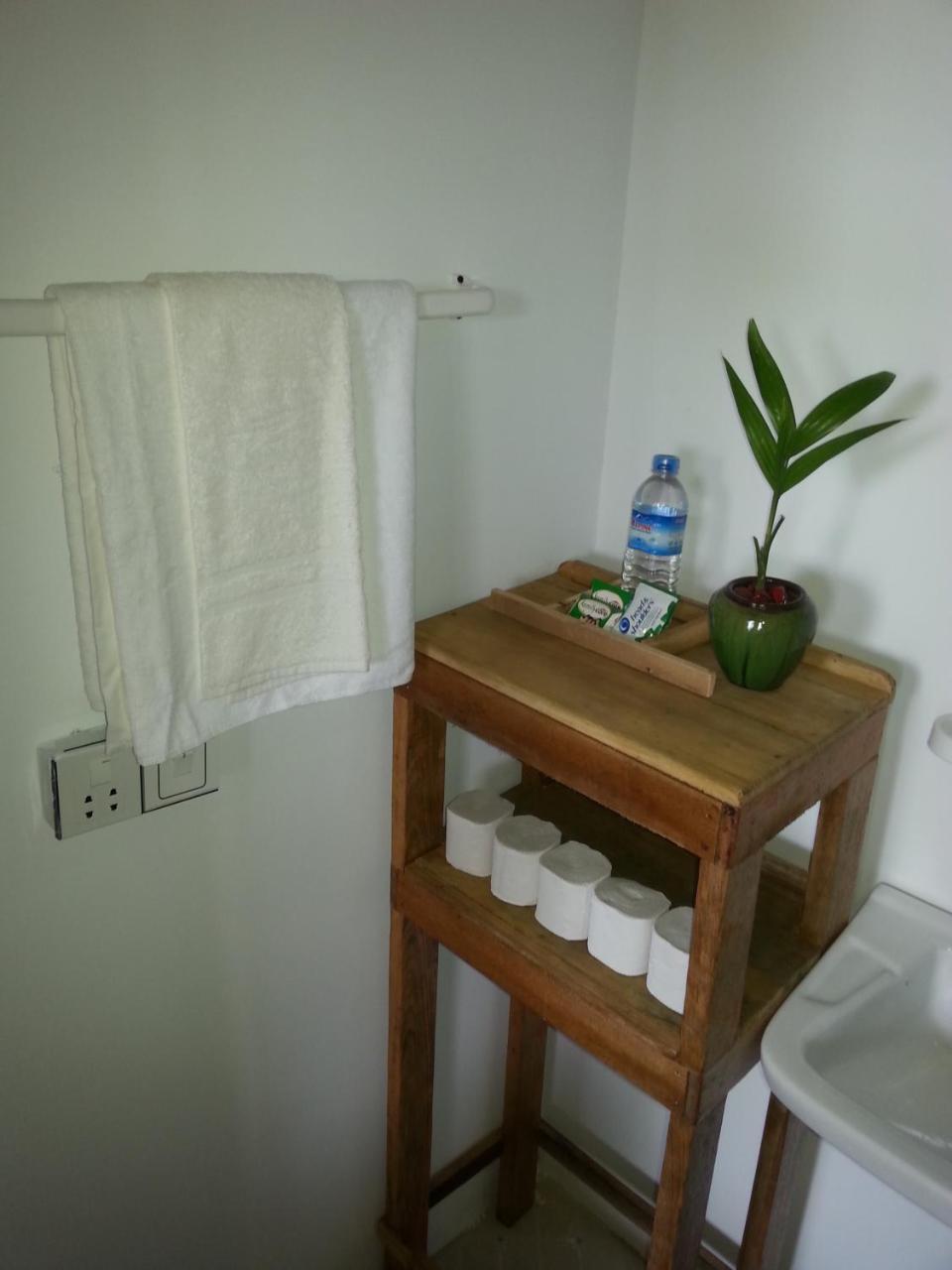 Ngwe Saung Garden Guest House Ngwesaung Ngoại thất bức ảnh
