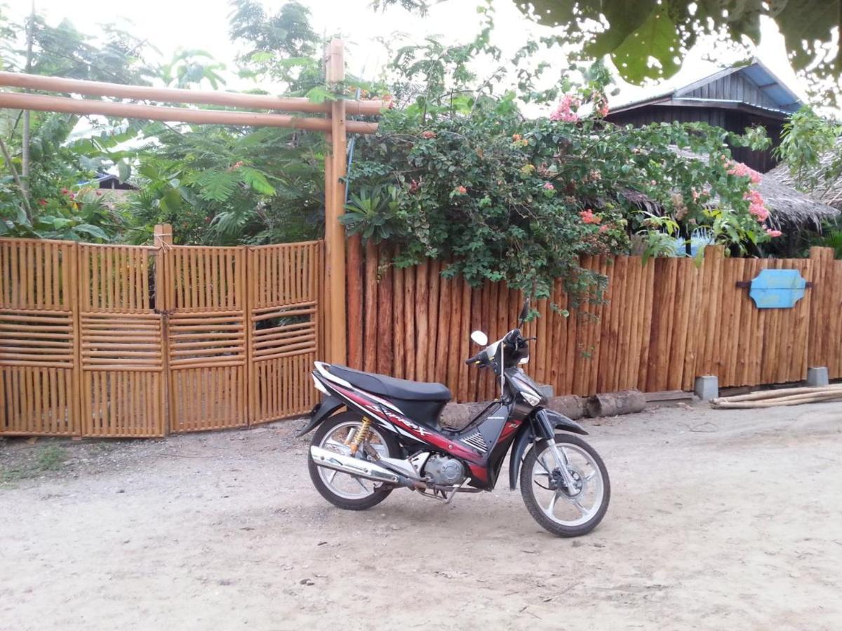Ngwe Saung Garden Guest House Ngwesaung Ngoại thất bức ảnh